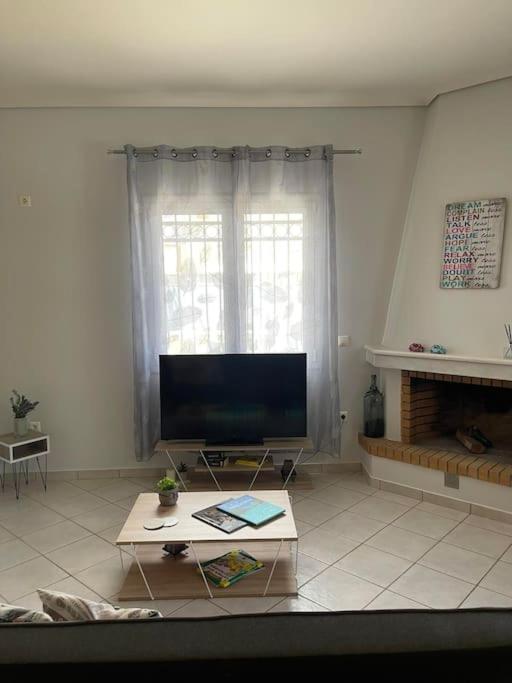 Hestia Airport House - Artemis Apartamento Exterior foto